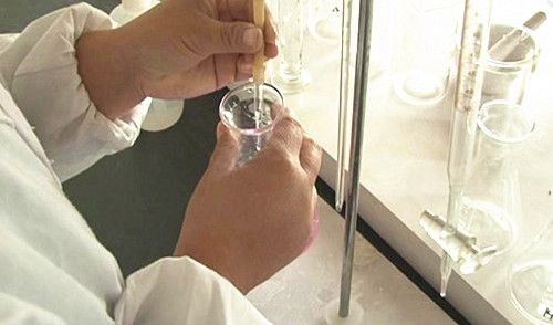 ����鿴��ϸ��Ϣ<br>���⣺���ݳ�ò �Ķ�������4961